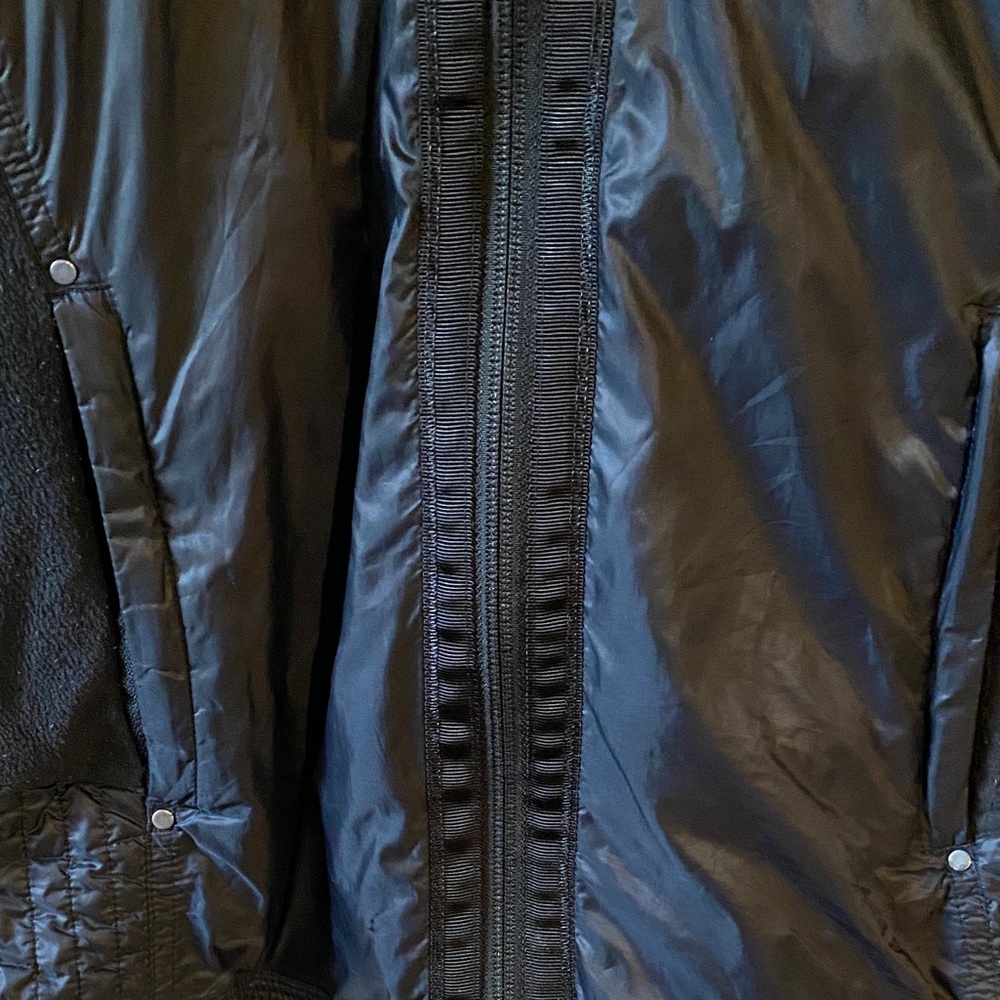 lululemon athletica Fleece fitted Jacket - Picture 4 of 6